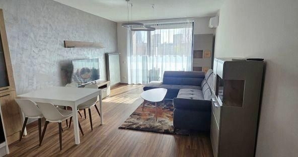Дава се под наем Тристаен апартамент в София, Изгрев - 113 кв.м за 1395.36 € - Снимка #1