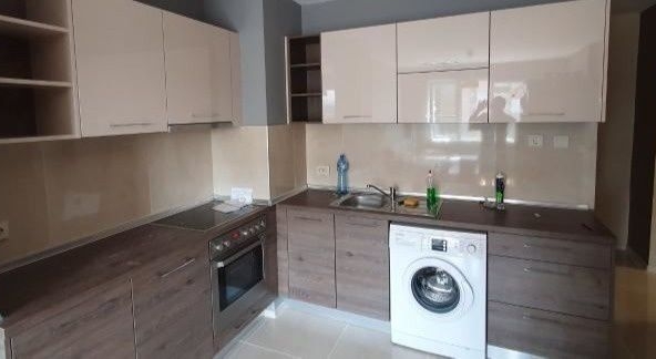 Дава се под наем Двустаен апартамент в София, Дианабад - 74 кв.м за 408 € - Снимка #1