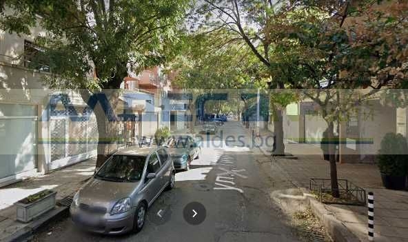 Дава се под наем Гараж / Паркомясто в София, Център - 18 кв.м за 61.2 € - Снимка #1