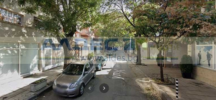 Дава се под наем Гараж / Паркомясто в София, Център - 18 кв.м за 61.2 € - Снимка #1