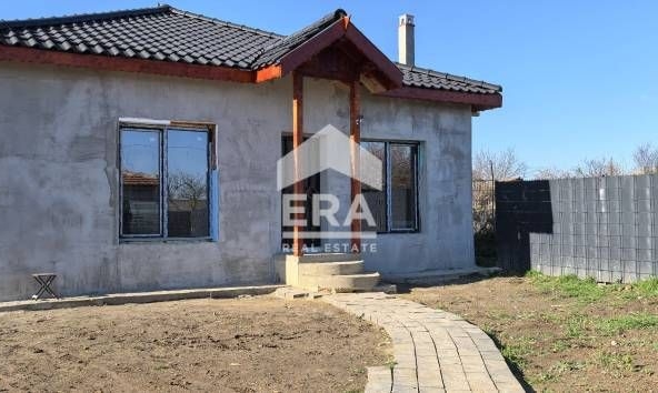 Къща в с. Житница, Област Варна - 100 кв.м за 1700 €/кв.м - Снимка #1