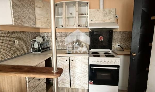 Дава се под наем Тристаен апартамент в Варна, Левски - 66 кв.м за 550 € - Снимка #1