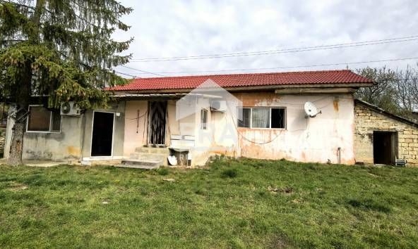 Къща в с. Засмяно, Област Варна - 100 кв.м за 350 €/кв.м - Снимка #1