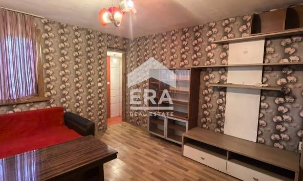 Дава се под наем Етаж от къща в Варна, Аспарухово - 60 кв.м за 281 € - Снимка #1