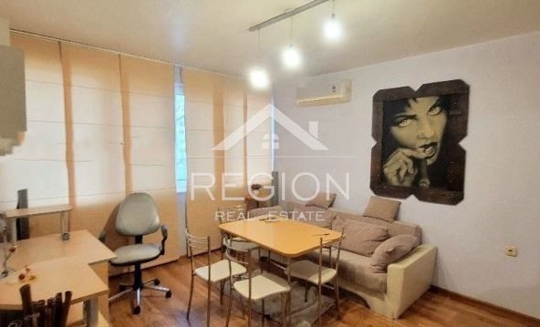 Дава се под наем Двустаен апартамент в Варна, Чайка - 60 кв.м за 433.5 € - Снимка #1