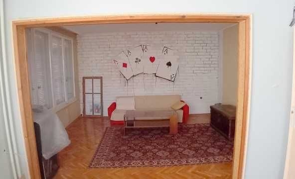 Къща в Айтос - 400 кв.м за 504 €/кв.м - Снимка #1