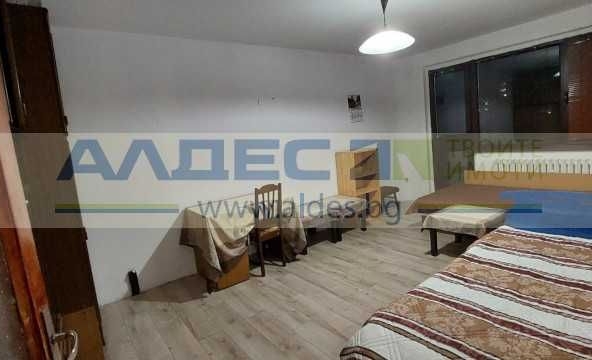 Дава се под наем Едностаен апартамент в София, Надежда 3 - 42 кв.м за 331.5 € - Снимка #1
