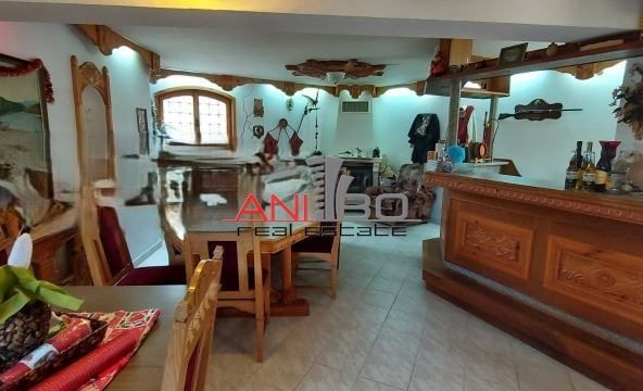 Къща в Варна, Аспарухово - 310 кв.м за 1517 €/кв.м - Снимка #1