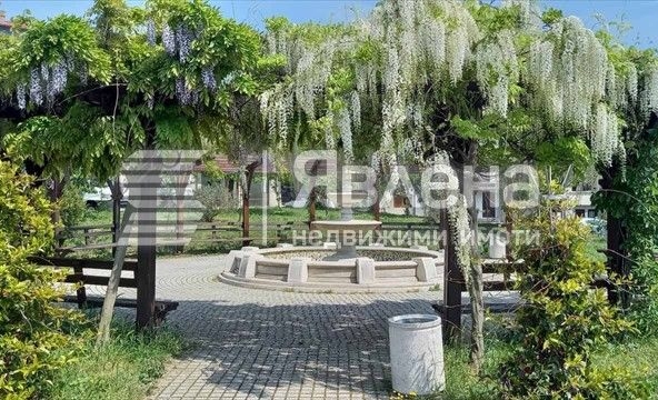 Гараж / Паркомясто в Царево - 48 кв.м за 490 €/кв.м - Снимка #1