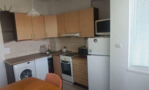 Дава се под наем Двустаен апартамент в София, Център - 51 кв.м за 613 € - Снимка #1