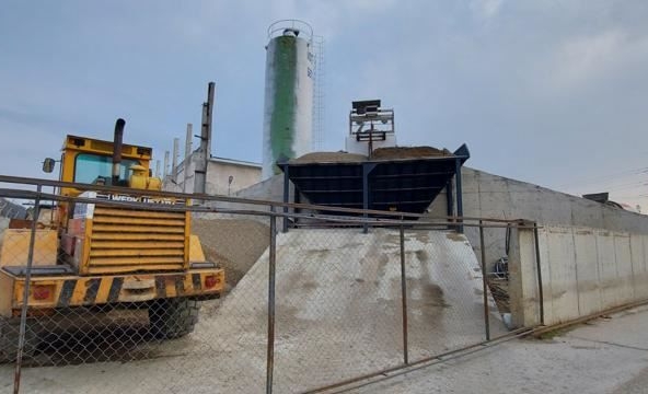 Склад в Плевен, Индустриална зона - 850 кв.м за 218 €/кв.м - Снимка #1