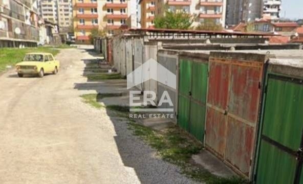 Гараж / Паркомясто в Хасково, Орфей - 18 кв.м за 567 €/кв.м - Снимка #1