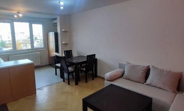 Дава се под наем Тристаен апартамент в София, Надежда 4 - 75 кв.м за 720 € - Снимка #1