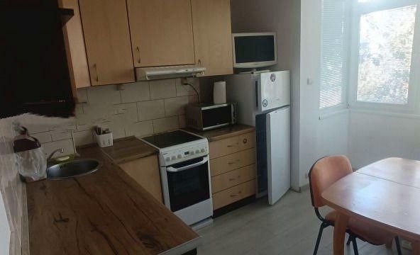 Дава се под наем Двустаен апартамент в София, Център - 51 кв.м за 611.49 € - Снимка #1