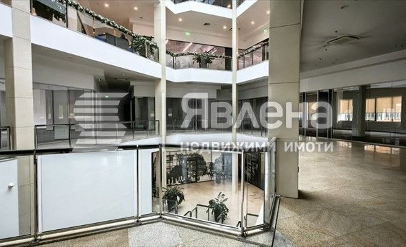 Дава се под наем Офис в Варна, Младост 1 - 61 кв.м за 425.85 € - Снимка #1