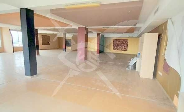 Офис в Свети Влас - 420 кв.м за 420 €/кв.м - Снимка #1