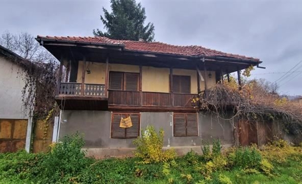 Къща в с. Катунец, Област Ловеч - 72 кв.м за 144 €/кв.м - Снимка #1