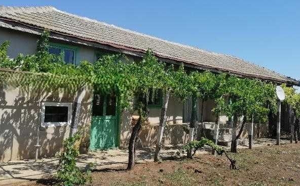 Къща в с. Ваклино, Област Добрич - 90 кв.м за 476 €/кв.м - Снимка #1