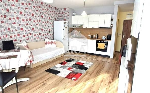 Двустаен апартамент в Варна, Трошево - 67 кв.м за 2536 €/кв.м - Снимка #1