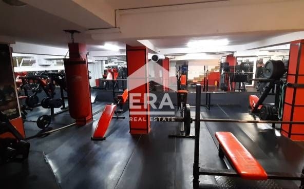 Дава се под наем  в Варна, Гръцка махала -  кв.м за 2500 € - Снимка #1