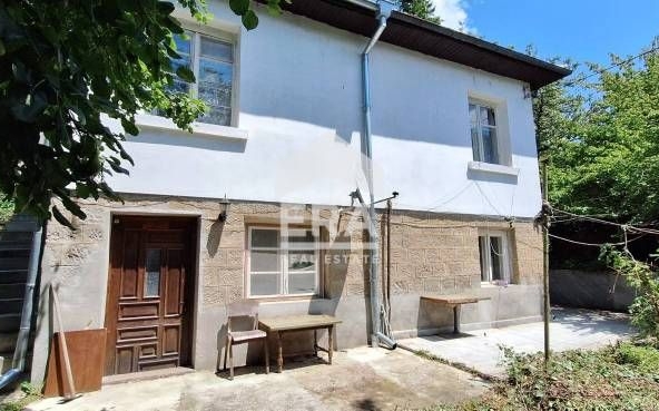 Къща в Габрово, Център - 160 кв.м за 388 €/кв.м - Снимка #1