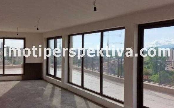 Многостаен апартамент в Пловдив, Христо Смирненски - 330 кв.м за 758 €/кв.м - Снимка #1