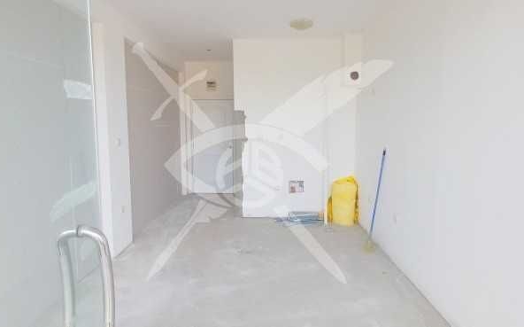 Магазин в к.к. Слънчев бряг - 26 кв.м за 635 €/кв.м - Снимка #1