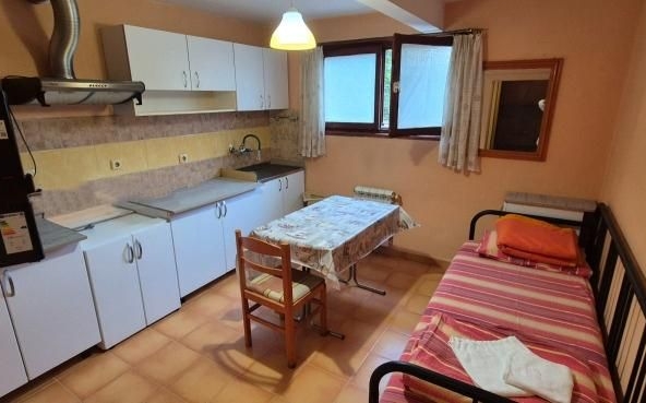 Дава се под наем Двустаен апартамент в Банкя - 60 кв.м за 400 € - Снимка #1