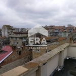 Дава се под наем Етаж от къща в Варна, Център - 80 кв.м за 318.75 € - Снимка #1