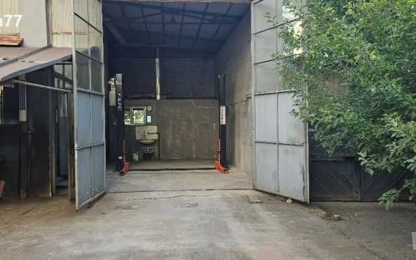 Дава се под наем Промишлена сграда в Добрич, Дунавите - 55 кв.м за 229.5 € - Снимка #1