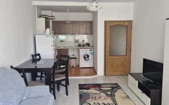 Дава се под наем Двустаен апартамент в Бургас, Зорница - 50 кв.м за 331.5 € - Снимка #1