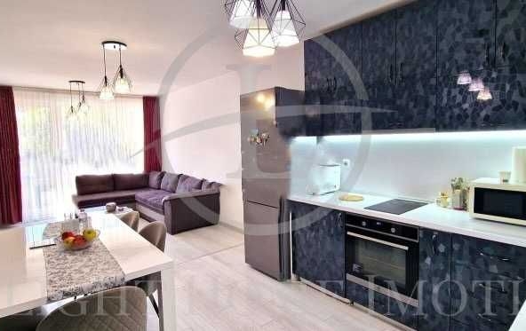 Тристаен апартамент в Пловдив, Христо Смирненски - 97 кв.м за 1820 €/кв.м - Снимка #1