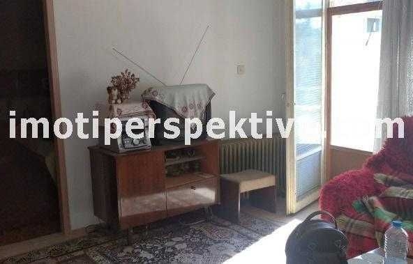 Тристаен апартамент в Пловдив, Христо Смирненски - 80 кв.м за 1325 €/кв.м - Снимка #1