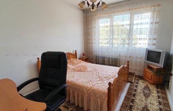 Дава се под наем Тристаен апартамент в София, Дружба 1 - 90 кв.м за 661.98 € - Снимка #1