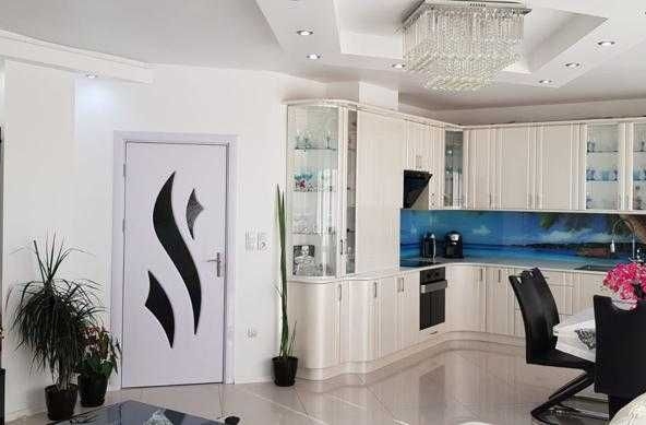 Тристаен апартамент в София, Левски Г - 200 кв.м за 1000 €/кв.м - Снимка #1