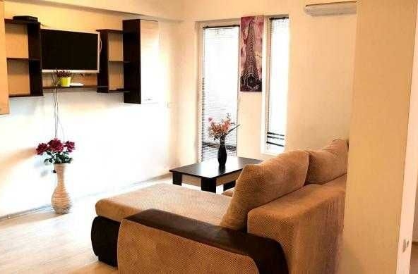 Дава се под наем Многостаен апартамент в Бургас, Лазур - 120 кв.м за 1000 € - Снимка #1