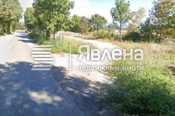 Земеделски имот в с. Кубратово, Област София-град -  кв.м за 38 €/дка - Снимка #1