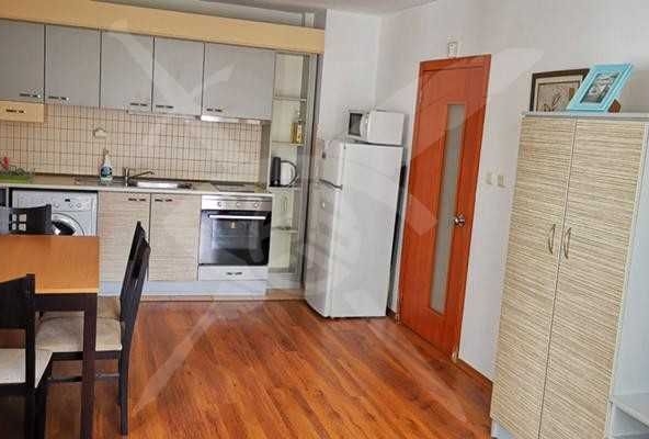 Дава се под наем Двустаен апартамент в Варна, Общината - 55 кв.м за 690 € - Снимка #1