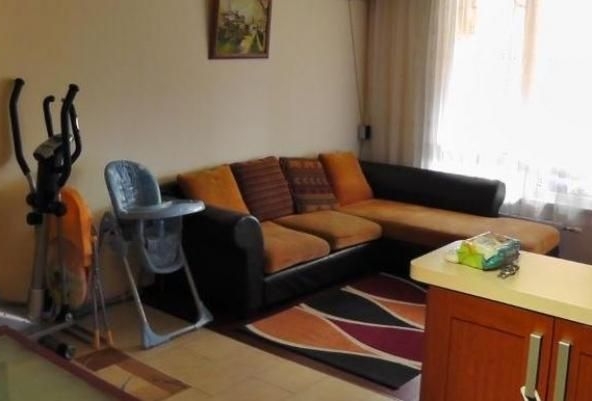 Дава се под наем Тристаен апартамент в София, Студентски град - 90 кв.м за 749 € - Снимка #1