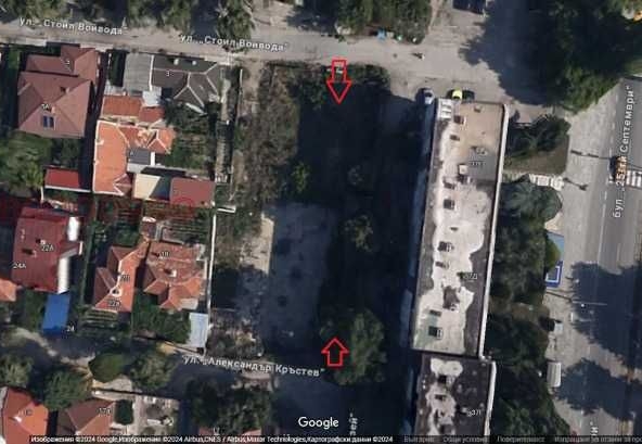 Парцел в Добрич, Център - 1308 кв.м за 142 €/кв.м - Снимка #1