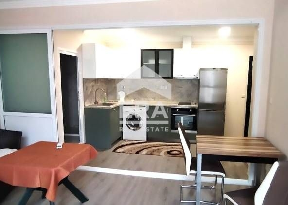 Двустаен апартамент в Варна, Чайка - 69 кв.м за 651 €/кв.м - Снимка #1