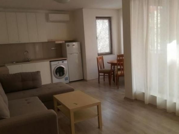 Дава се под наем Тристаен апартамент в София, Център - 115 кв.м за 725 € - Снимка #1