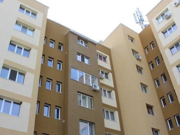 Тристаен апартамент в Бяла Слатина - 77 кв.м за 431 €/кв.м - Снимка #1