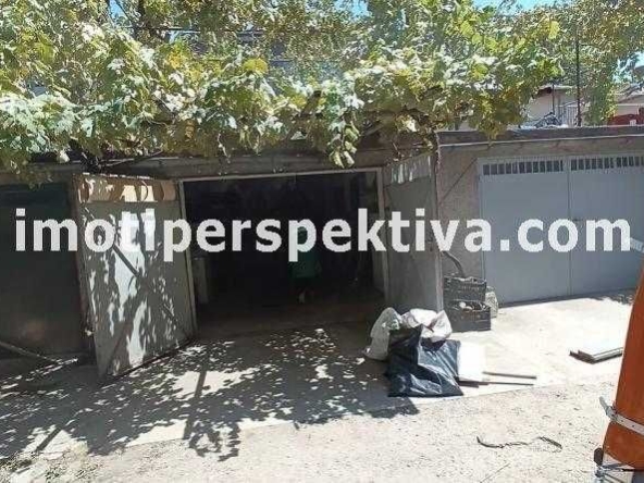 Гараж / Паркомясто в Пловдив, Кършияка - 24 кв.м за 1584 €/кв.м - Снимка #1