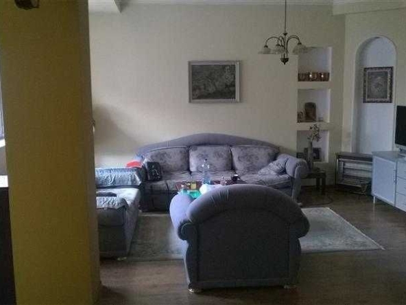 Дава се под наем Двустаен апартамент в Бургас, Меден рудник - зона А - 49 кв.м за 178.5 € - Снимка #1