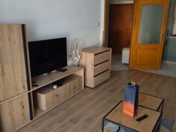 Дава се под наем Двустаен апартамент в София, Лозенец - 58 кв.м за 797.64 € - Снимка #1