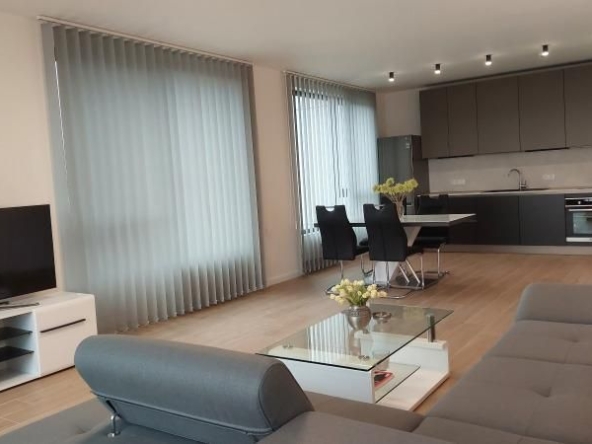 Дава се под наем Тристаен апартамент в София, Дианабад - 140 кв.м за 1350 € - Снимка #1