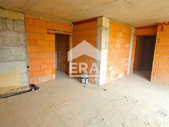 Тристаен апартамент в Варна, Възраждане 4 - 93 кв.м за 1398 €/кв.м - Снимка #1