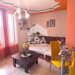 Дава се под наем Двустаен апартамент в Варна, Цветен квартал - 55 кв.м за 358 € - Снимка #1