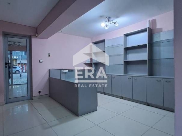Дава се под наем Магазин в Варна, Окръжна болница - 25 кв.м за 205 € - Снимка #1